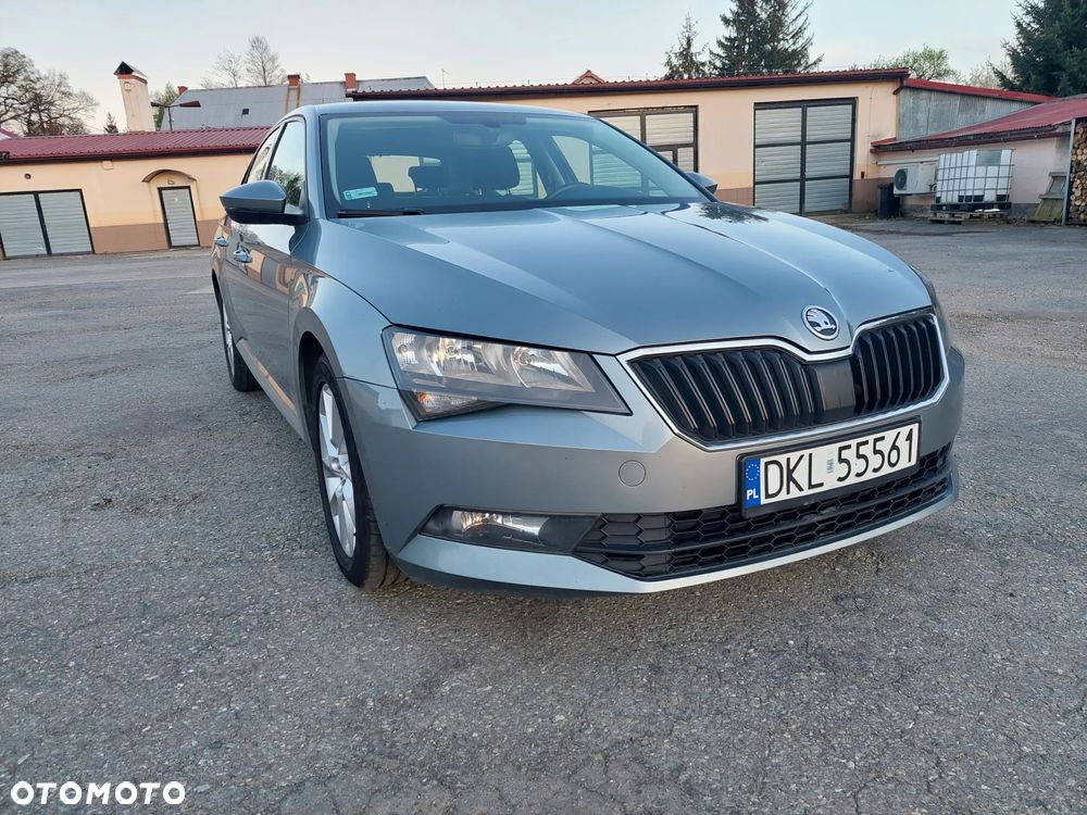 Skoda Superb 1.6 TDI Active - 1
