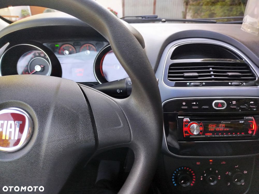 Fiat Punto Evo 1.4 8V Active - 29