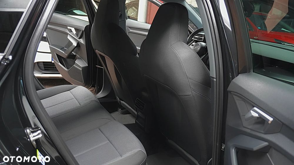 Audi A3 Limousine 35 TFSI mHEV Advanced S tronic - 17