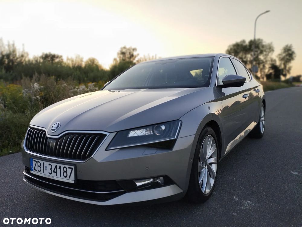 Skoda Superb 1.6 TDI Style Greenline - 1