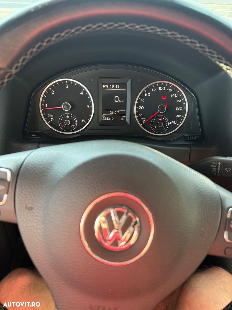 Volkswagen Tiguan 2.0 TDI 4Motion Track & Field - 4