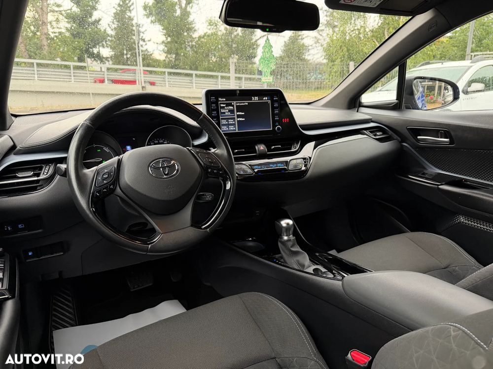 Toyota C-HR - 9