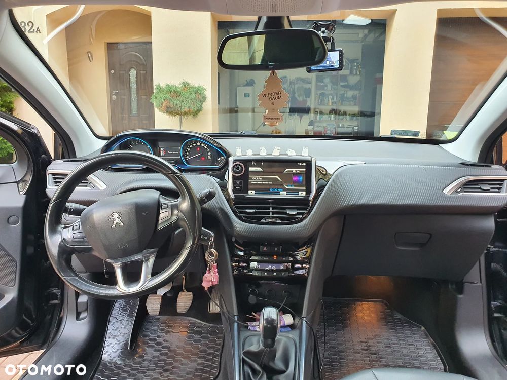 Peugeot 2008 1.2 VTi Allure - 5