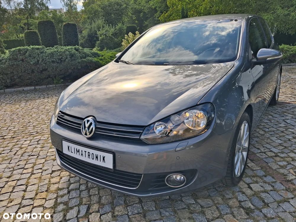 Volkswagen Golf 2.0 TDI DPF Highline - 1