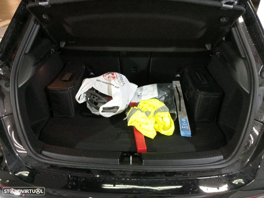 Mercedes-Benz A 250 e Progressive - 11
