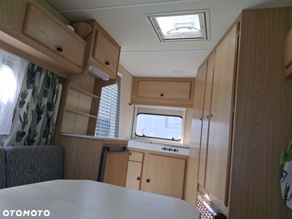 Avento Premier 385 - 2