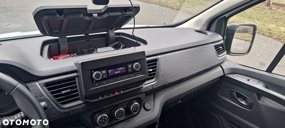 Renault Trafic 2.0 L2H1 HD Extra (bryg.) - 21