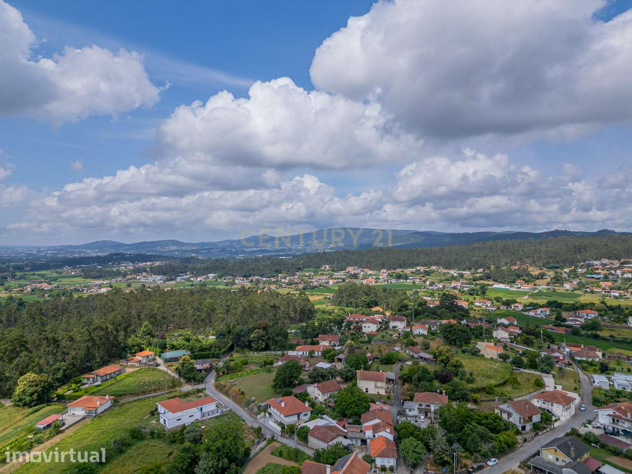 Terreno à venda em Alheira, Barcelos - 5000m² com vistas panorâmicas - Grande imagem: 3/21