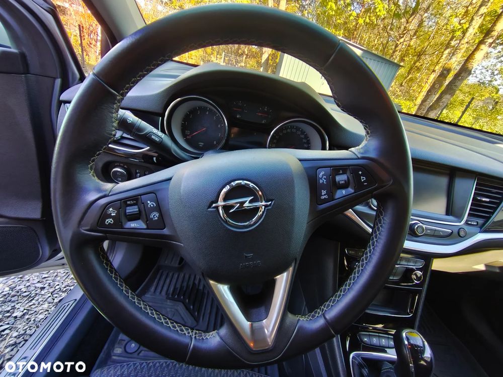 Opel Astra 1.4 T GPF Elite S&S - 15