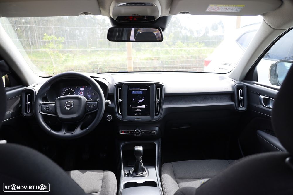 Volvo XC 40 1.5 T2 Momentum Core - 13