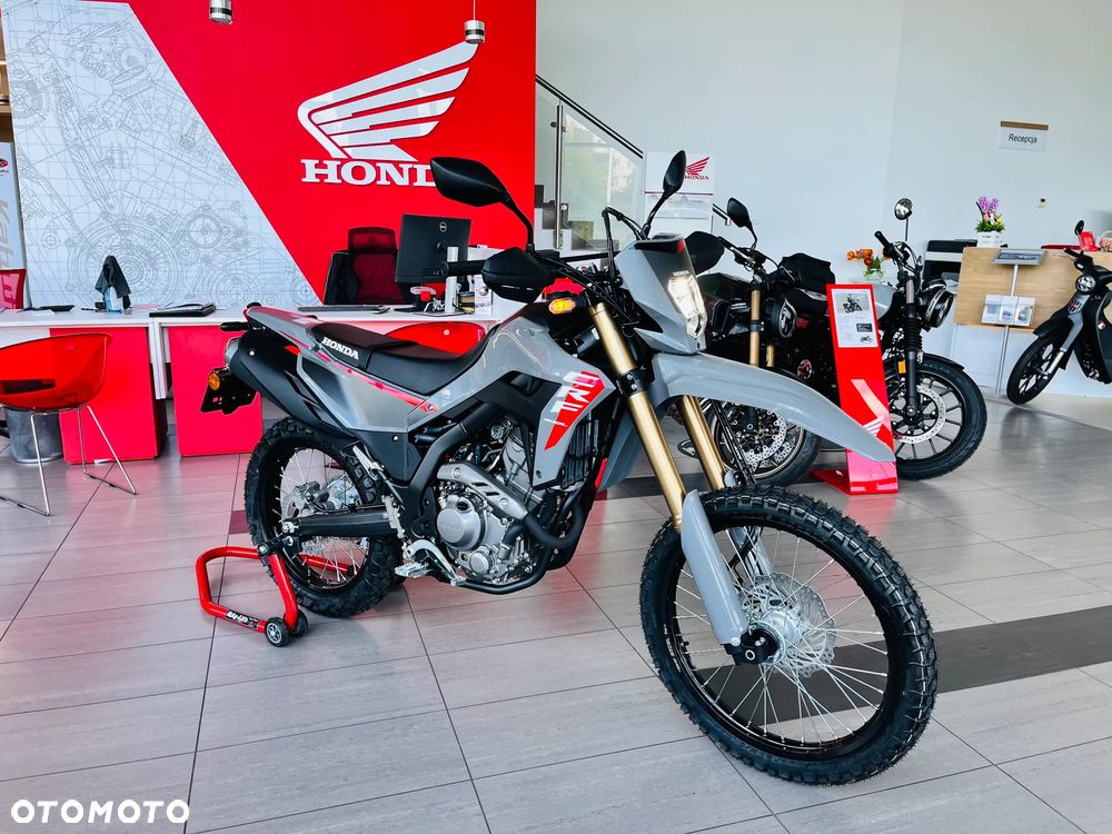 Honda CRF - 1