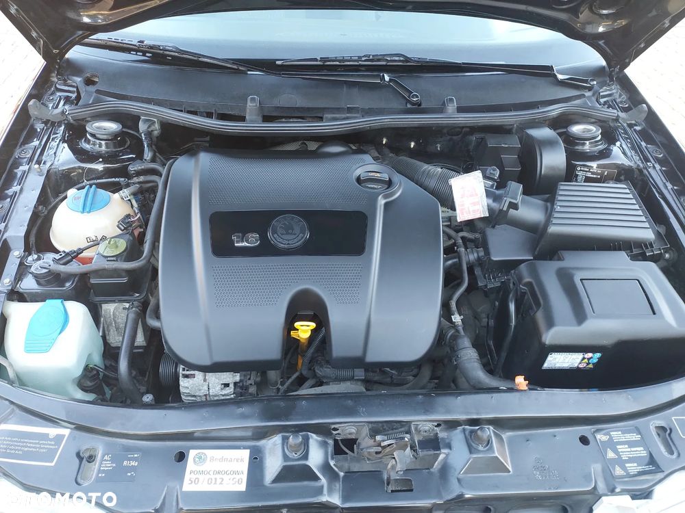 Skoda Octavia 1.6 Tour - 9