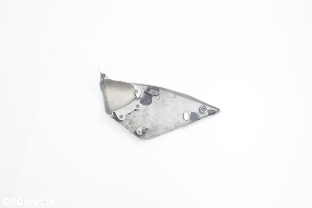 OWIEWKA OSŁONA PRAWA WYPEŁNIENIE Suzuki GSF 1200 Bandit 01-05 - 2