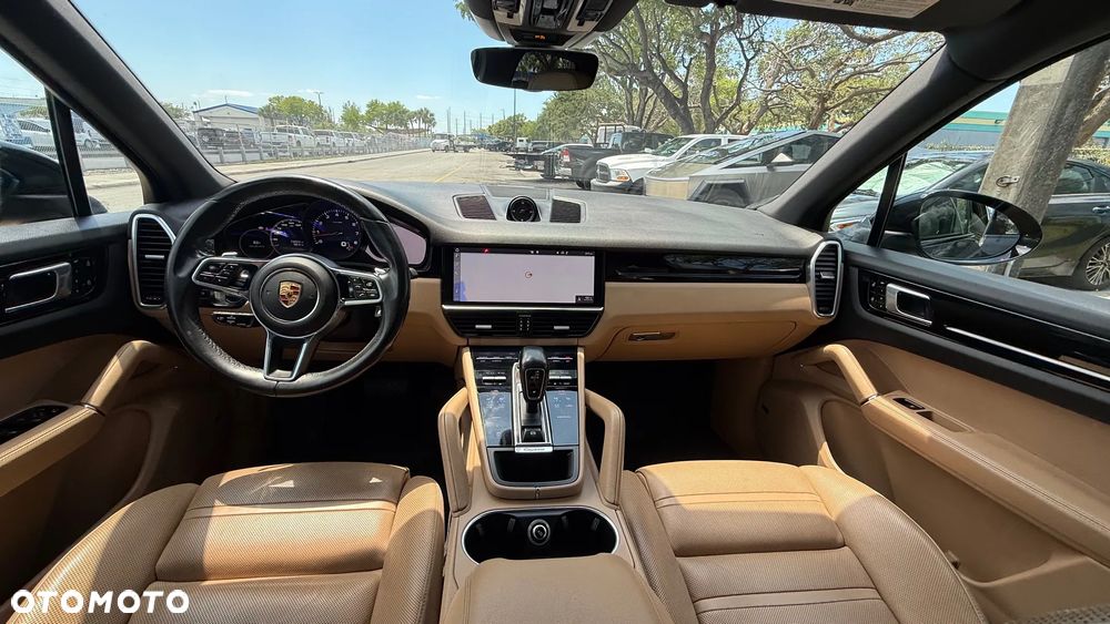 Porsche Cayenne Tiptronic S - 14