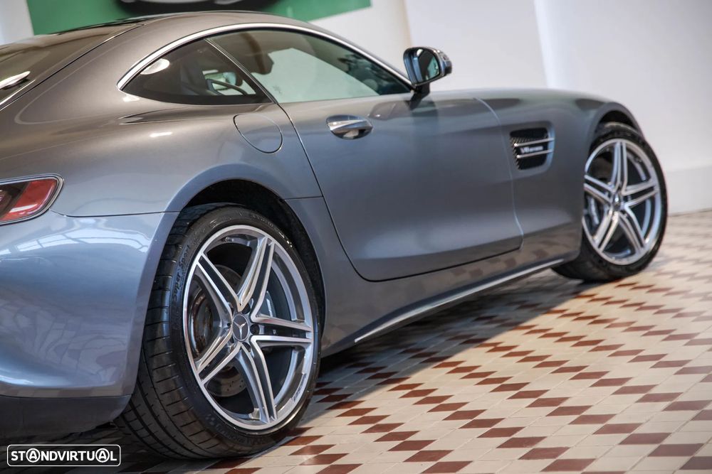 Mercedes-Benz AMG GT - 9