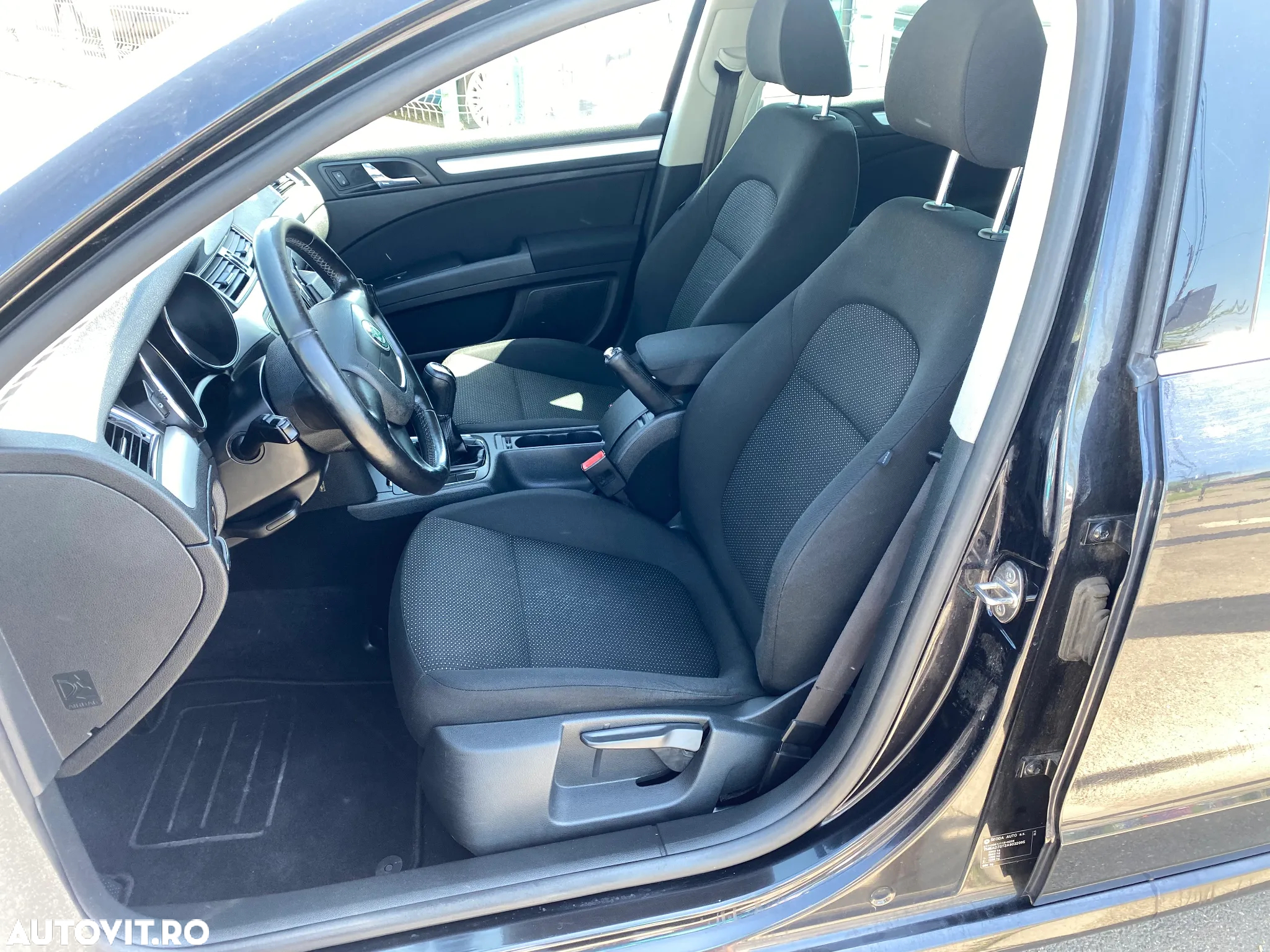 Skoda Superb 1.9 TDI Elegance - 17