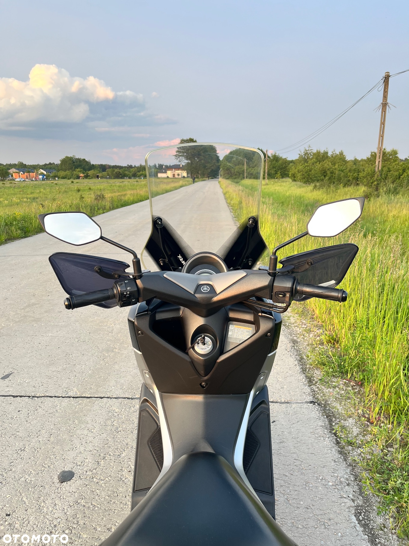 Yamaha NMAX - 14