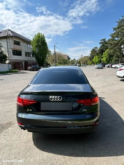 Audi A4 2.0 TDI S tronic Design - 4