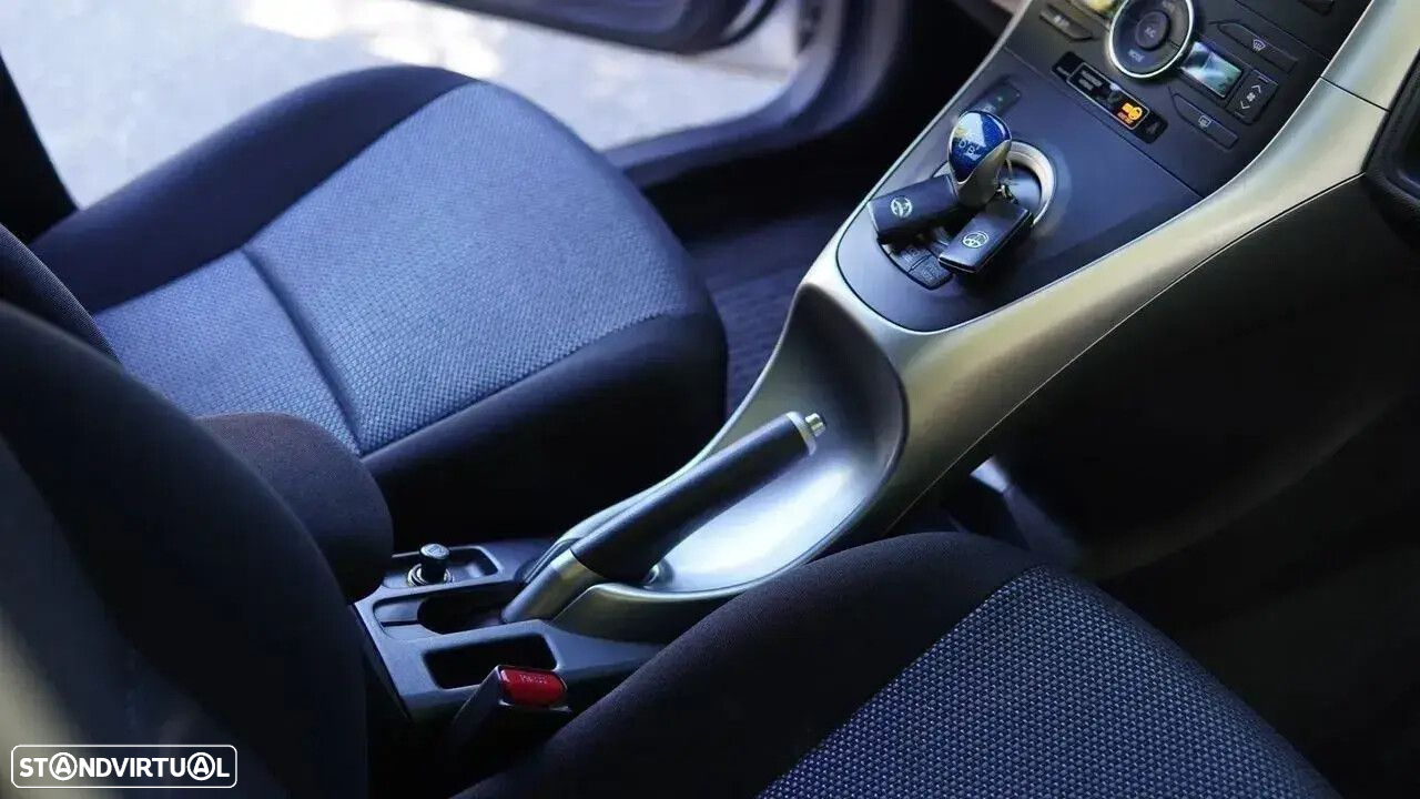 Toyota Auris - 38