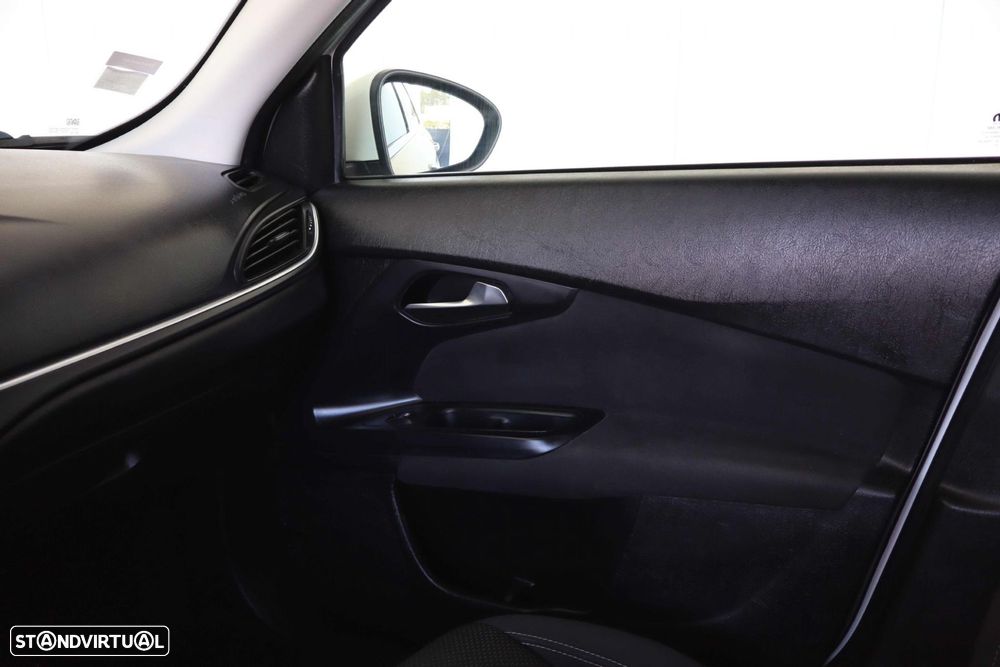 Fiat Tipo Station Wagon 1.3 M-Jet Lounge - 21