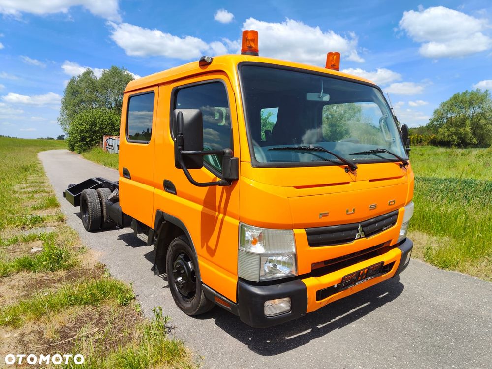 Mitsubishi Fuso Canter - 9