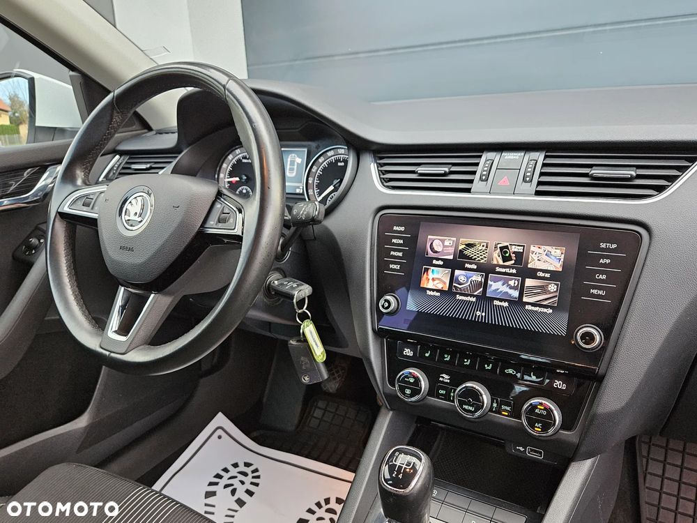 Skoda Octavia 1.6 TDI SCR Style - 14