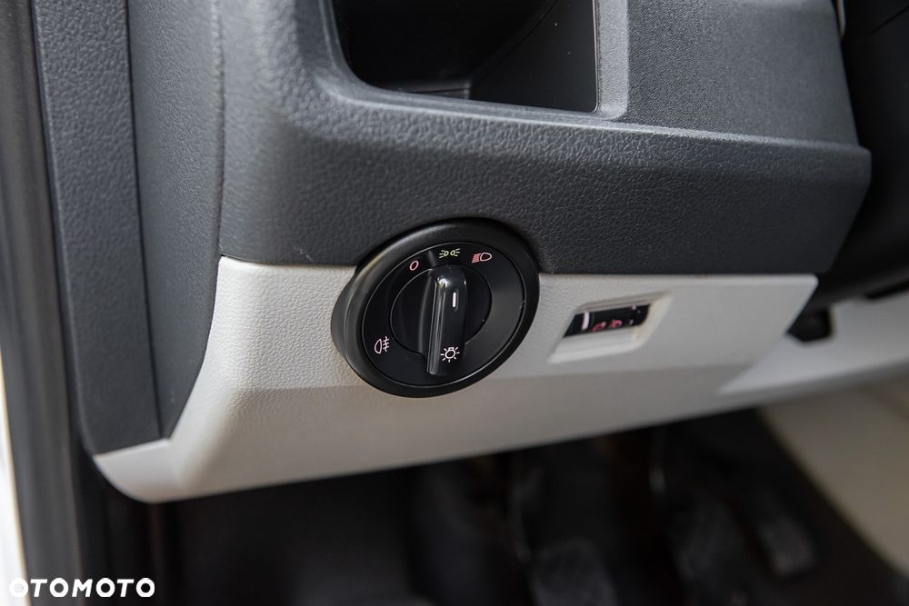 Volkswagen Transporter - 17