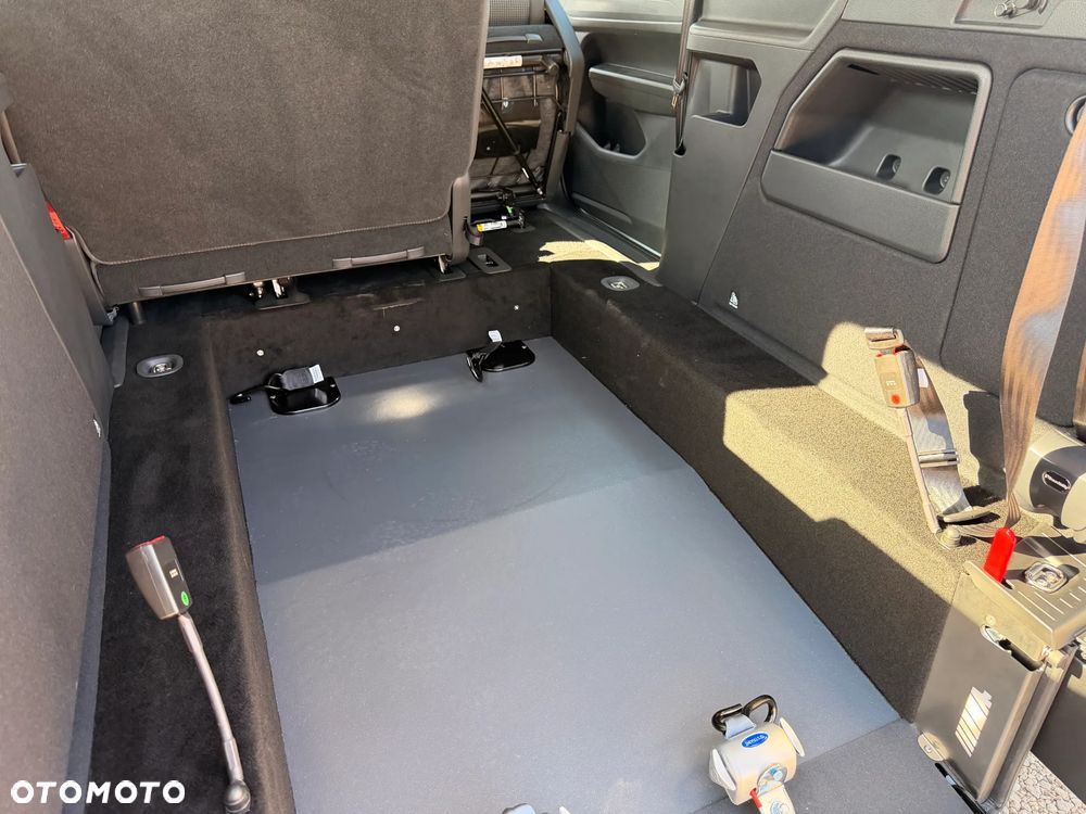 Volkswagen Caddy Maxi 2.0 TDI - 9