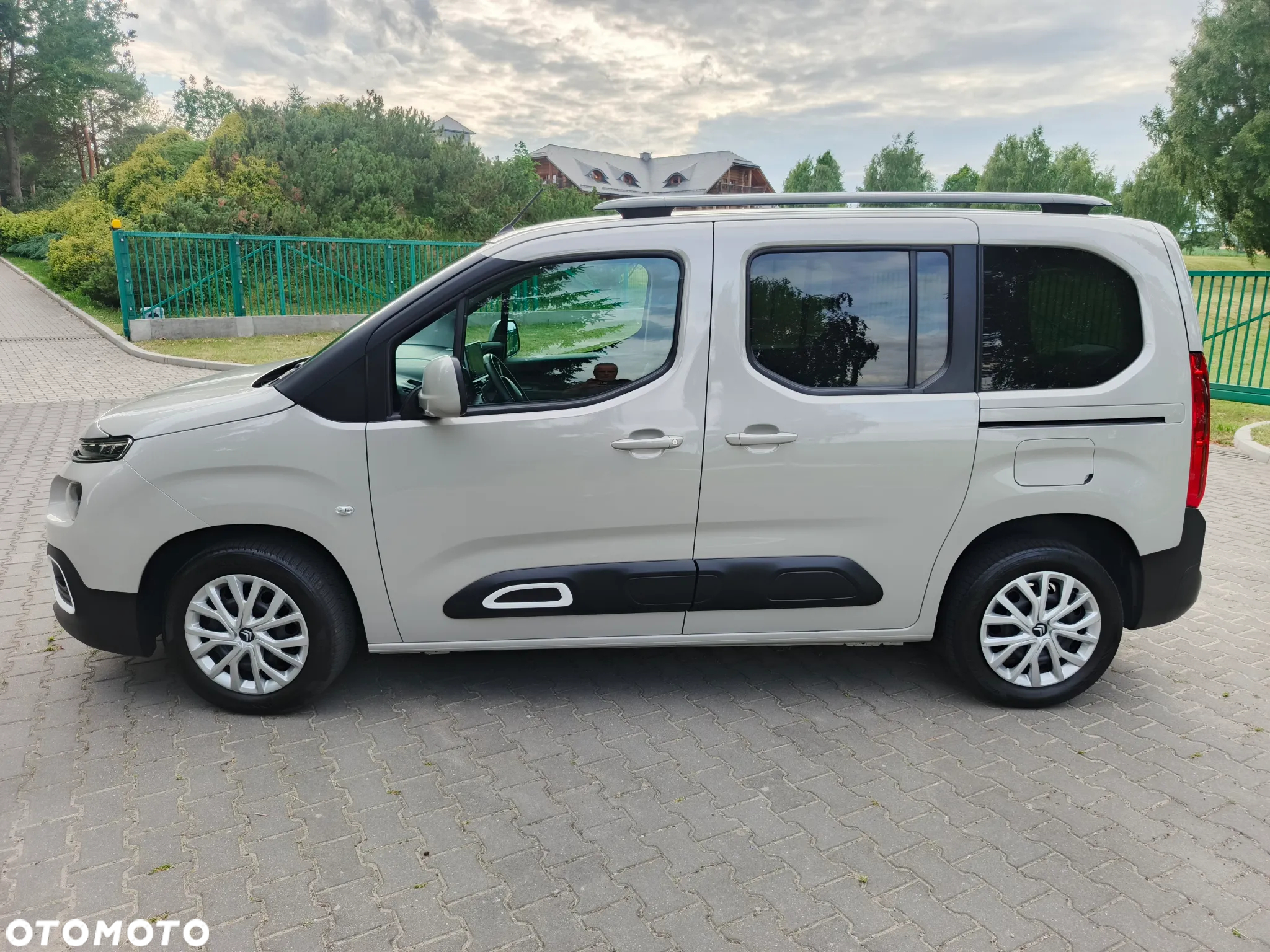 Citroën Berlingo M BlueHDi 130 SHINE - 6