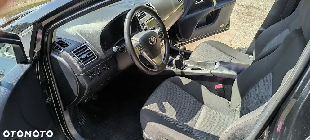 Toyota Avensis 2.0 D-4D PowerBoost Active - 18
