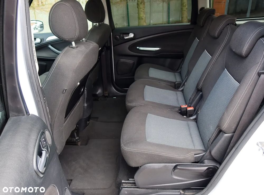 Ford Galaxy 2.0 TDCi Titanium - 17