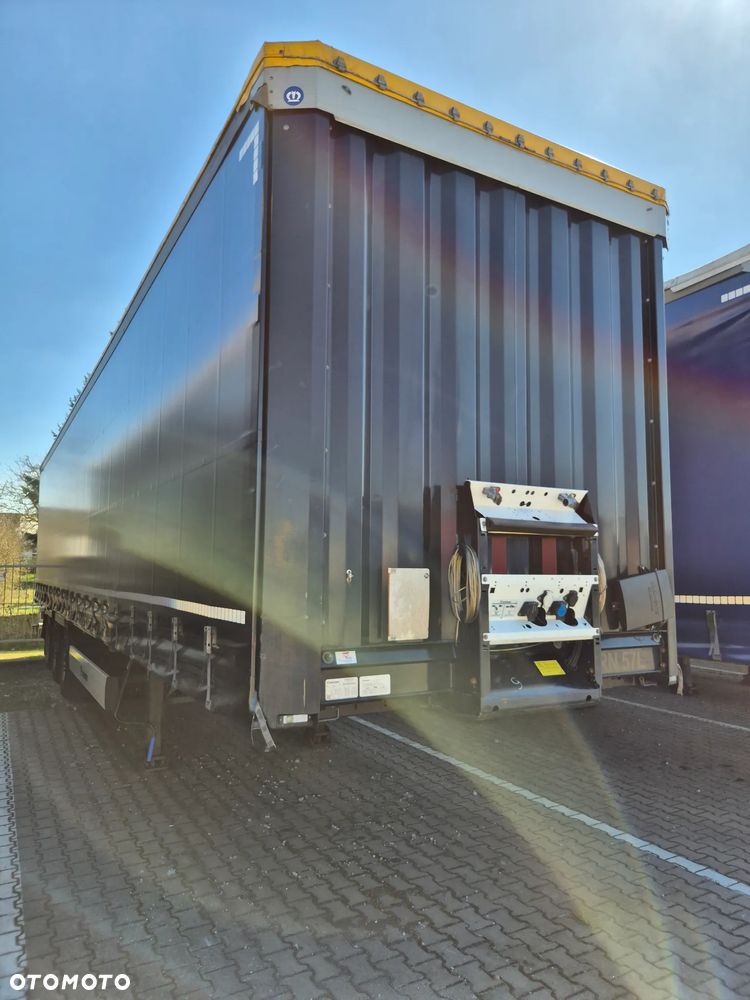 Krone Standard 2020, Przebieg 285.000 km - 2