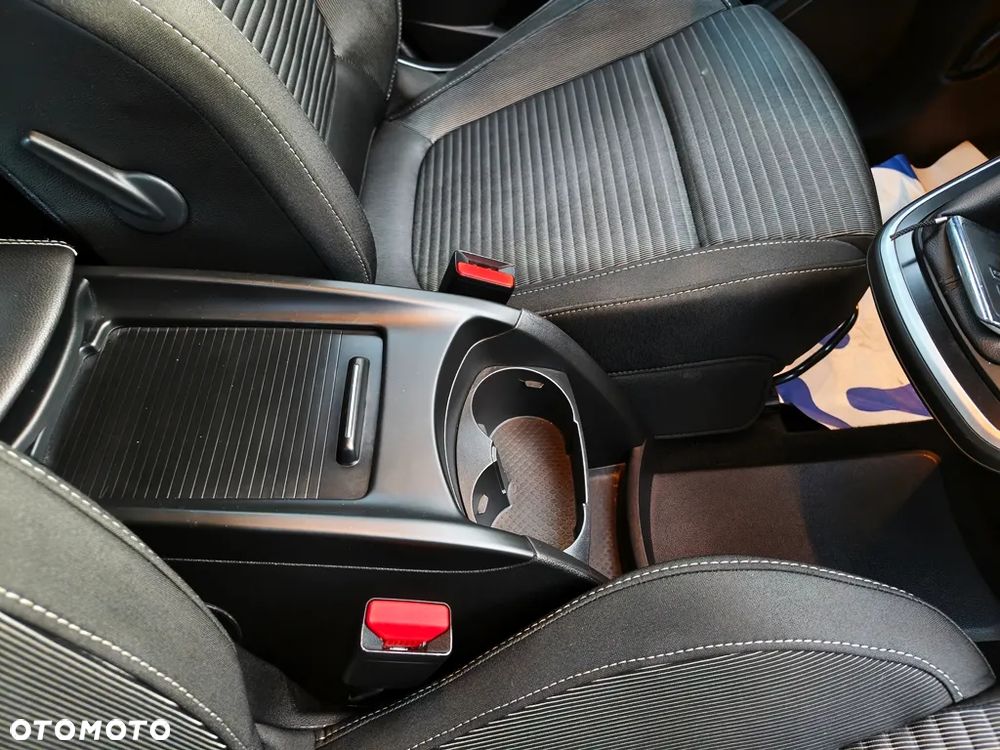 Renault Scenic ENERGY TCe 115 EXPERIENCE - 26