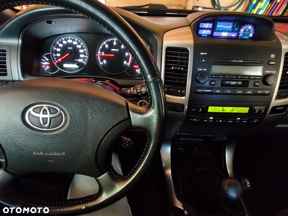 Toyota Land Cruiser LC 3.0 D-4D Luna - 25