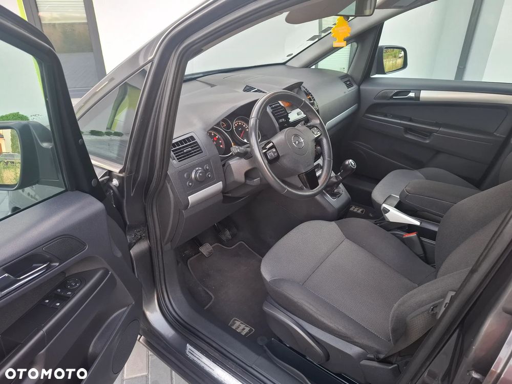 Opel Zafira 1.8 Easytronic Edition 111 Jahre - 9
