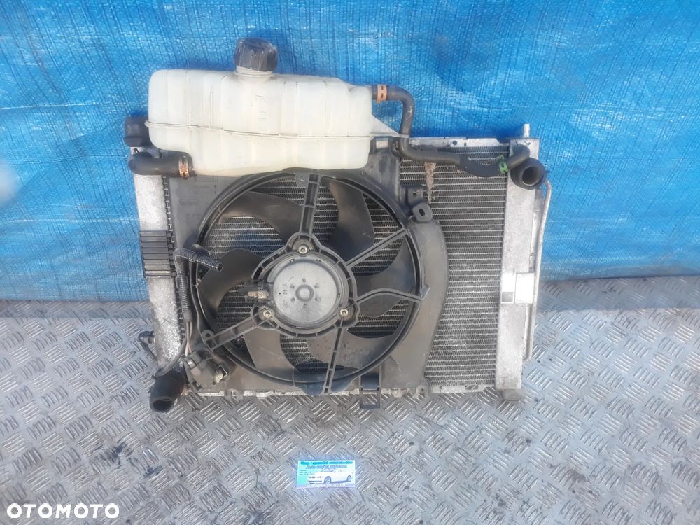 CHŁODNICA RENAULT CLIO III 1,2 16V  2006r - 1