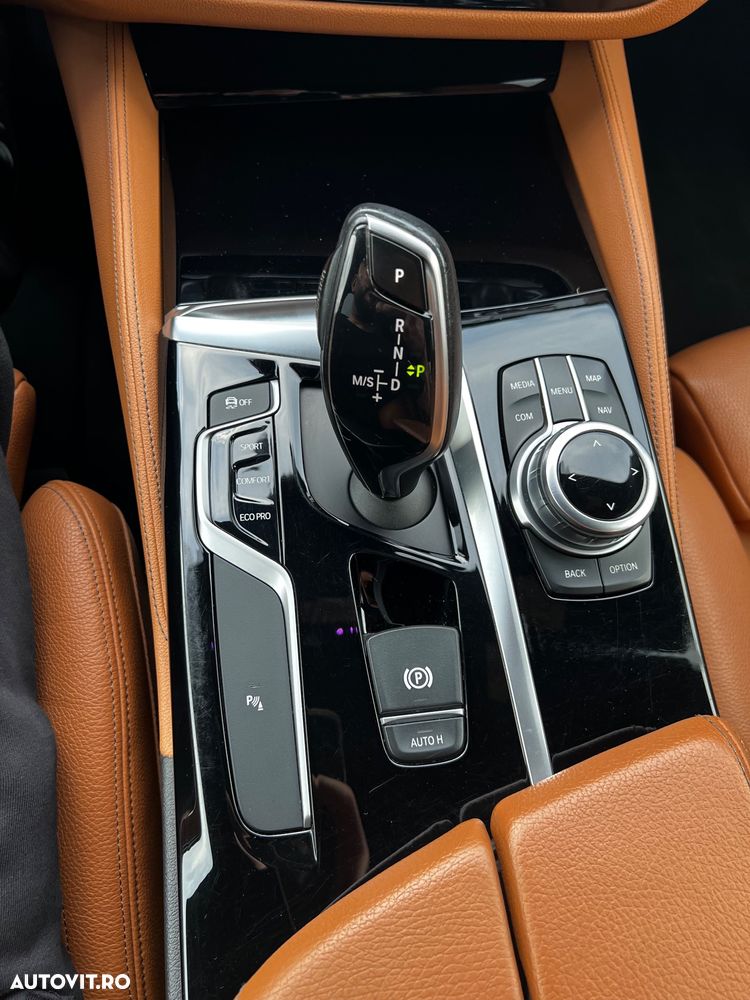 BMW Seria 5 520d EfficientDynamics Edition AT - 11