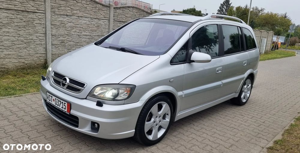 Opel Zafira 2.2 Elegance - 1