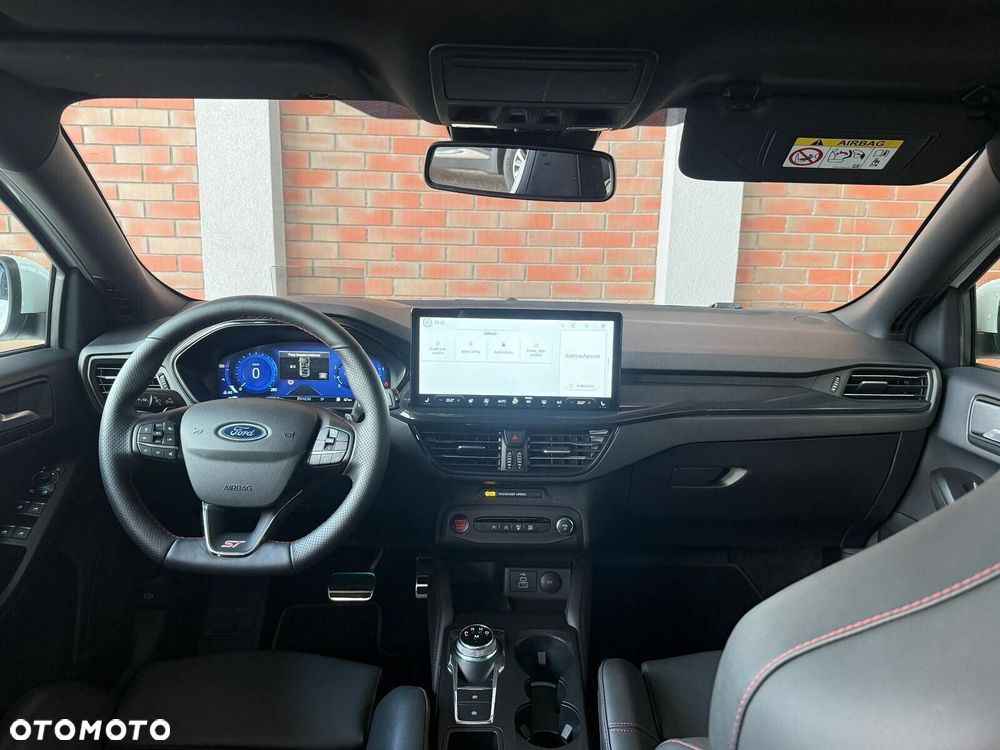 Ford Focus - 21