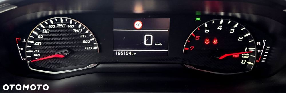 Peugeot 2008 - 34