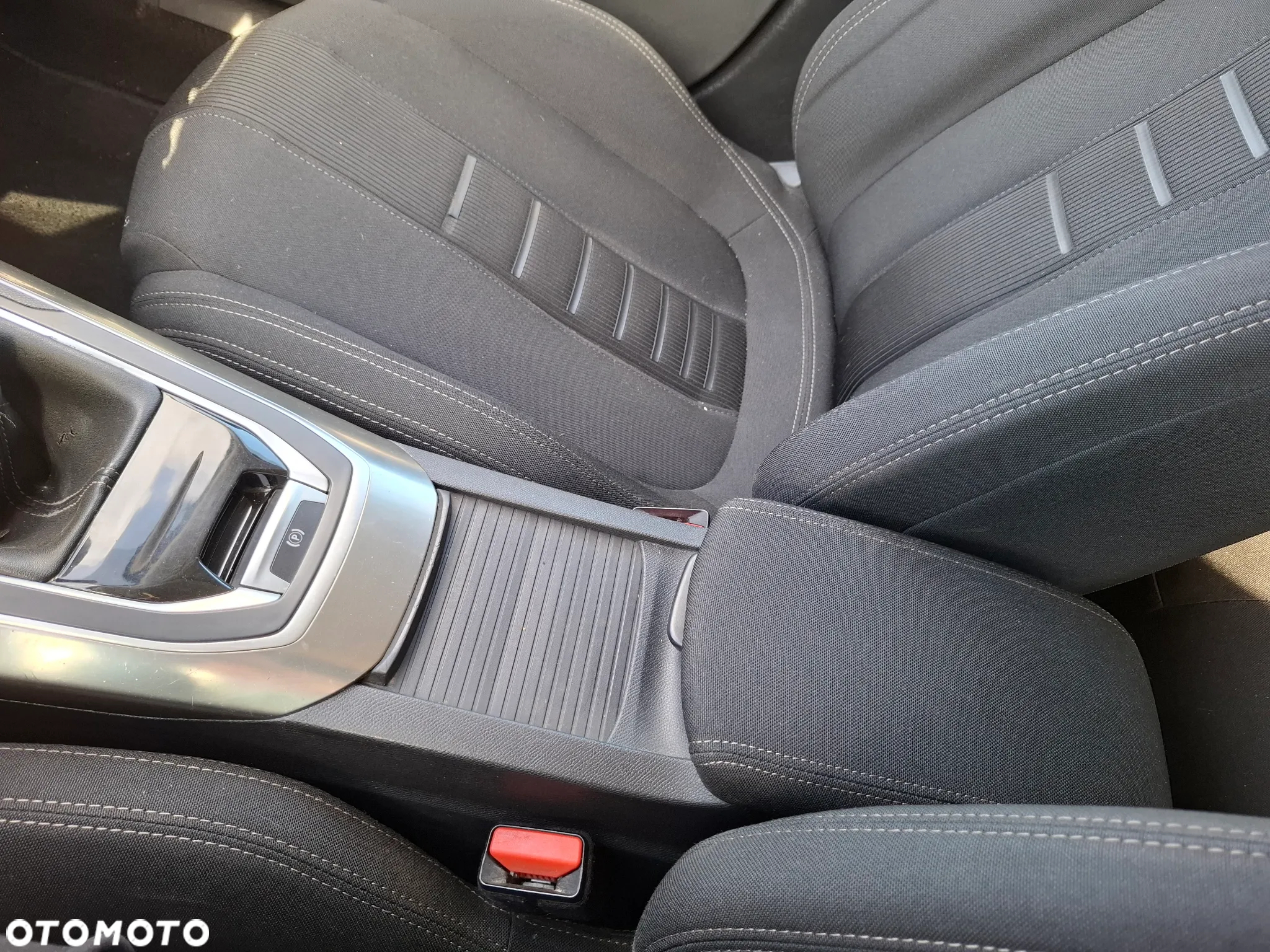 Peugeot 308 1.6 BlueHDi Active S&S - 16