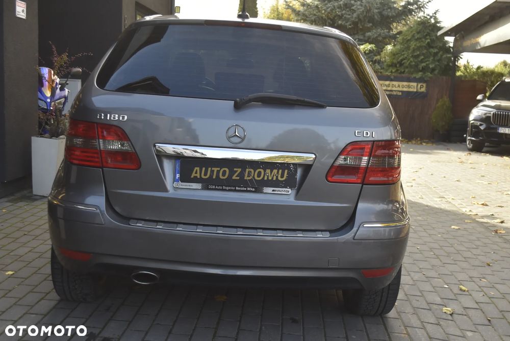 Mercedes-Benz Klasa B 180 CDI Special Edition - 20