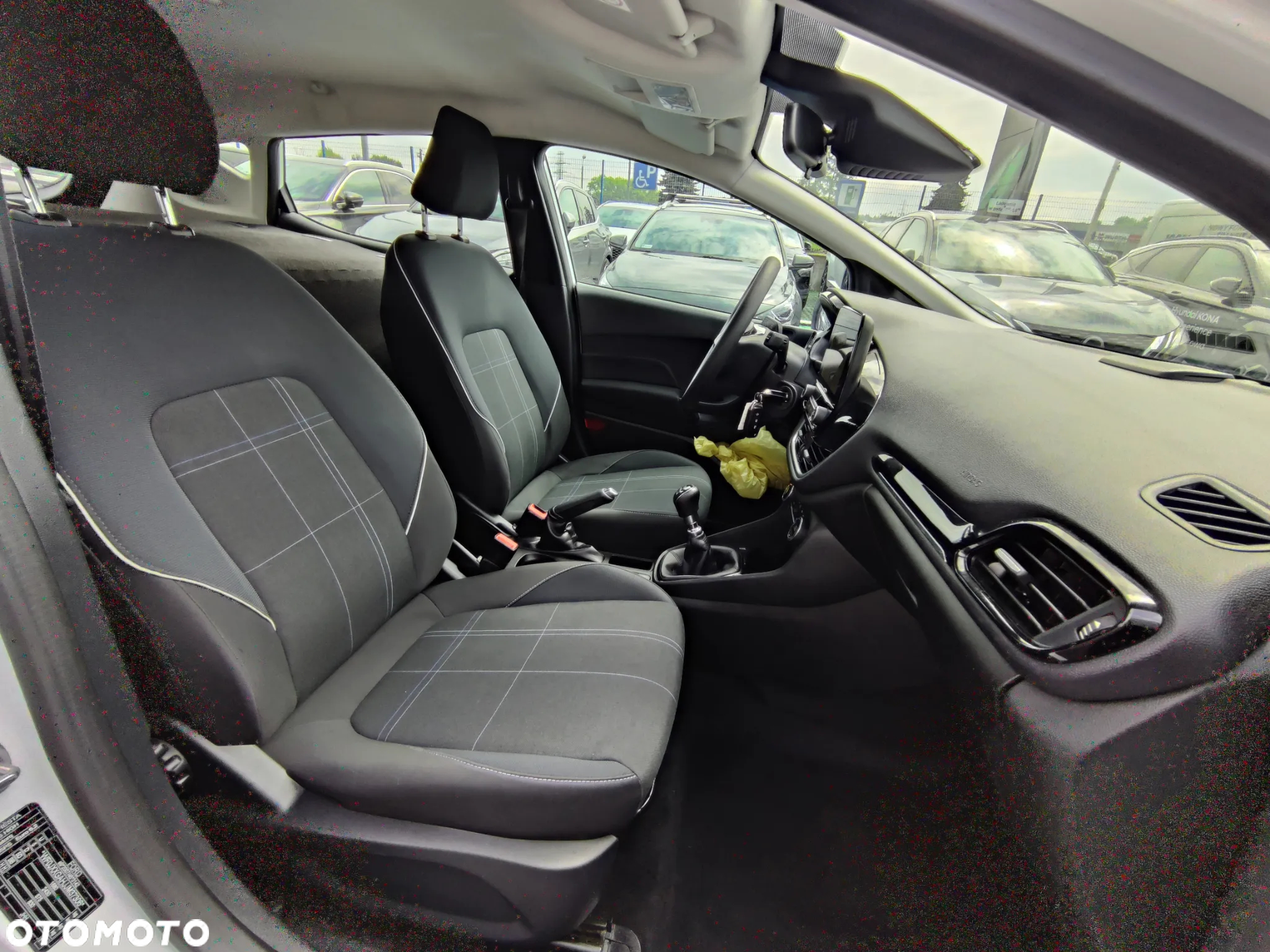Ford Fiesta 1.5 TDCi S&S TREND - 16