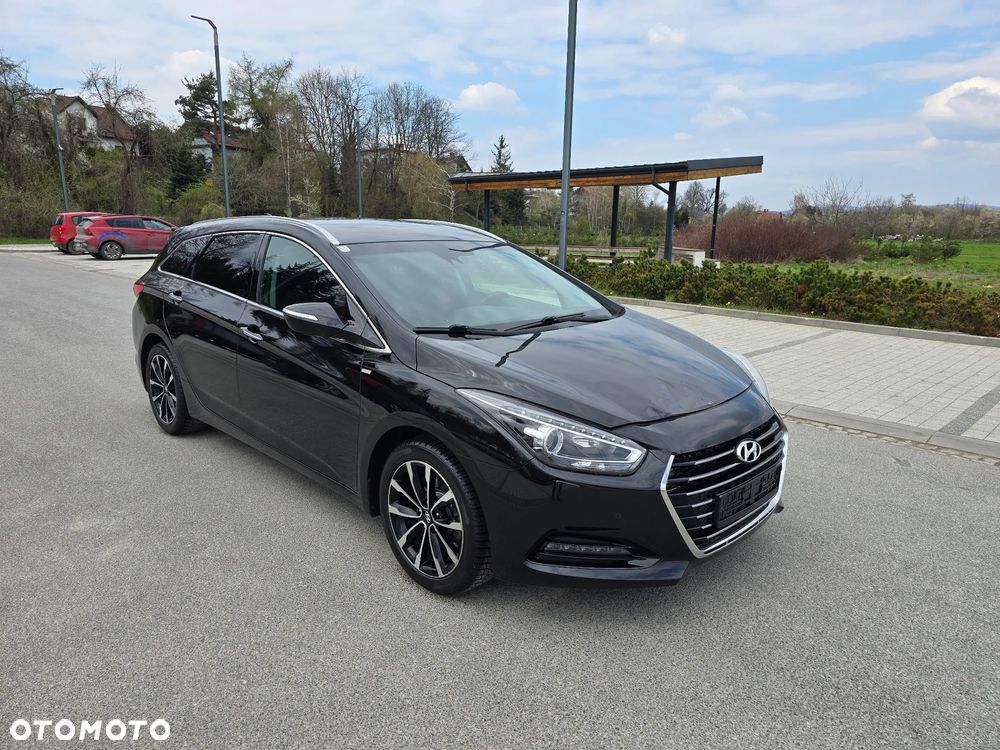 Hyundai i40 Kombi 1.7 CRDi DCT Premium - 24