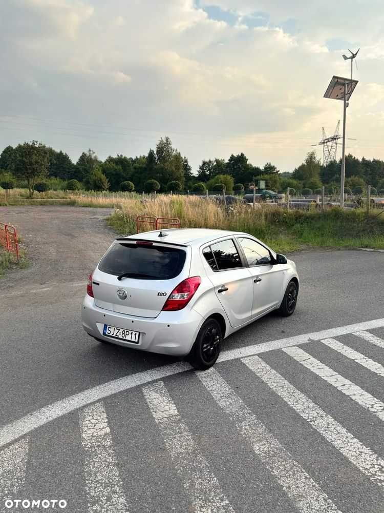 Hyundai i20 - 8