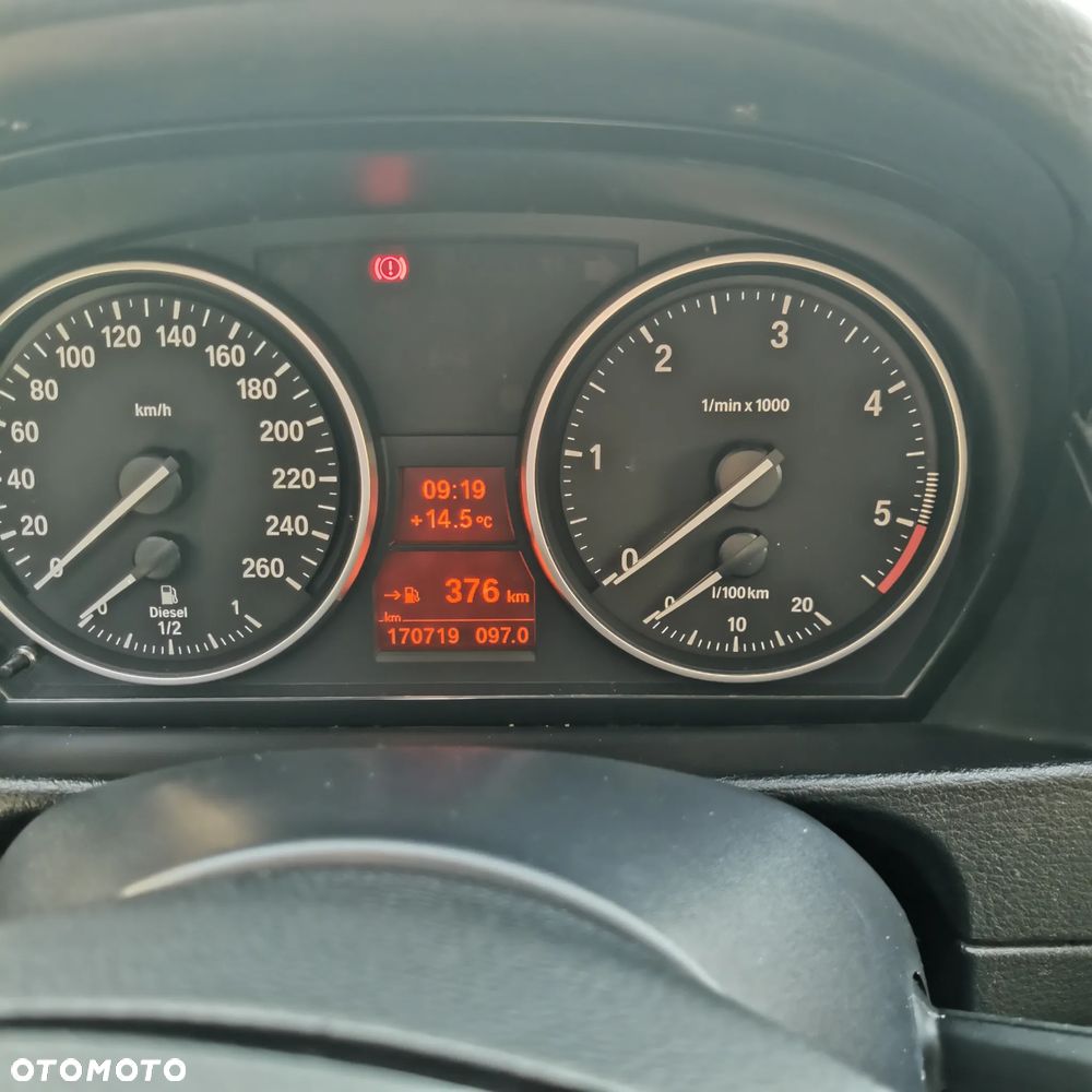 BMW X1 xDrive18d xLine - 10