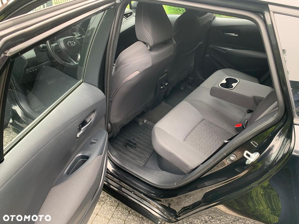 Toyota Corolla 1.8 Business Edition - 16