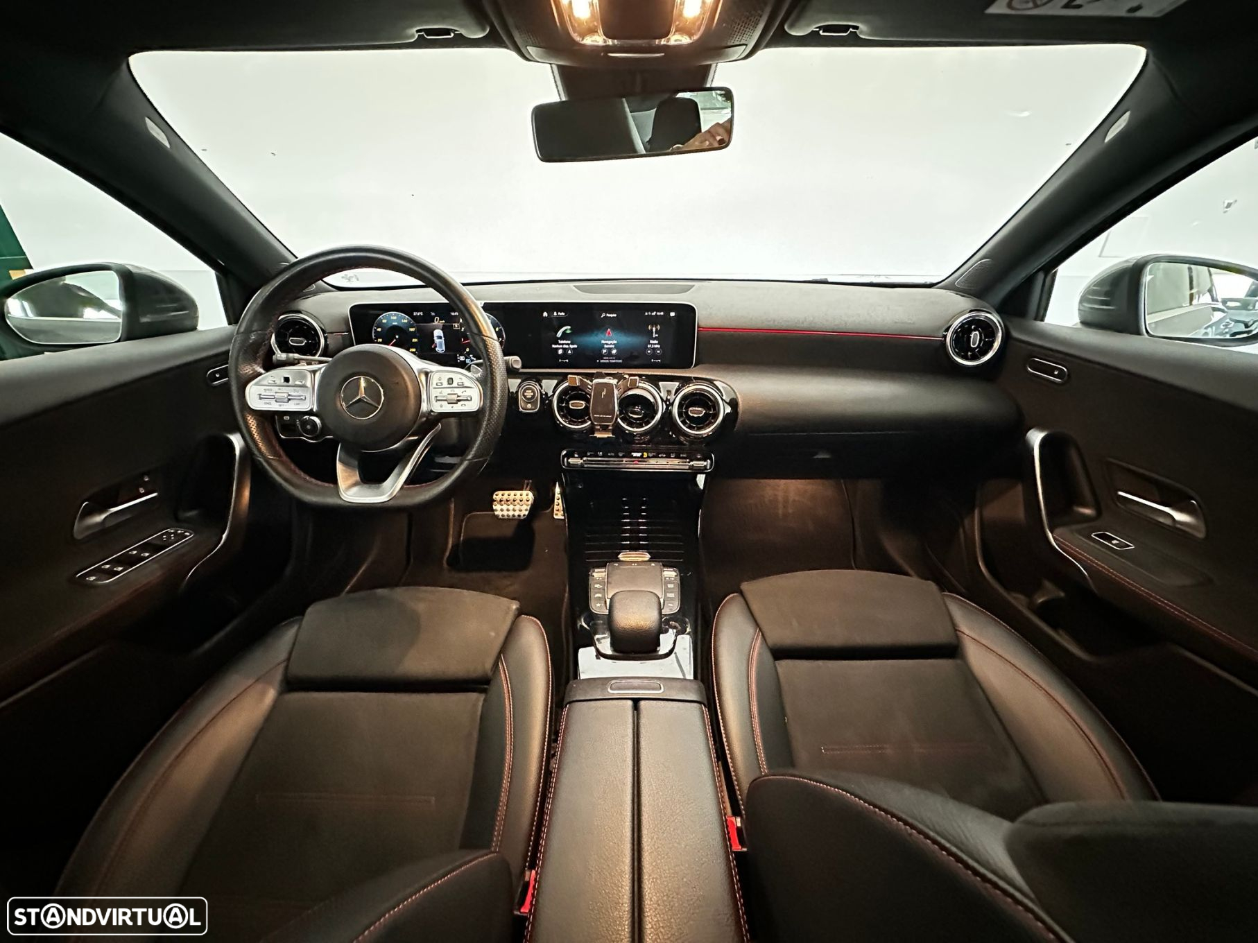 Mercedes-Benz A 180 7G-DCT AMG Line - 15