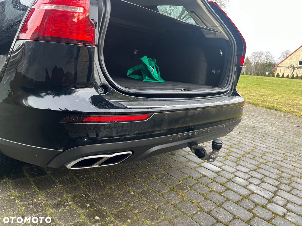 Volvo V60 Cross Country Pro D4 AWD - 19