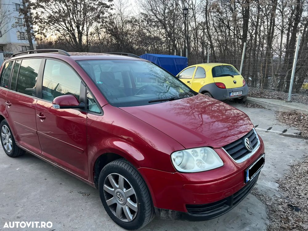 Volkswagen Touran 1.9 TDI Conceptline - 3